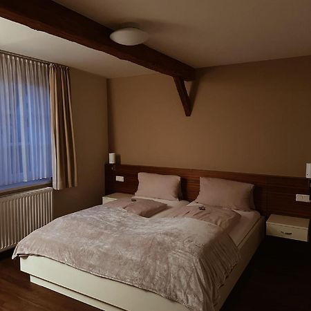 Hotel Gasthaus Lindenhof Much Zewnętrze zdjęcie