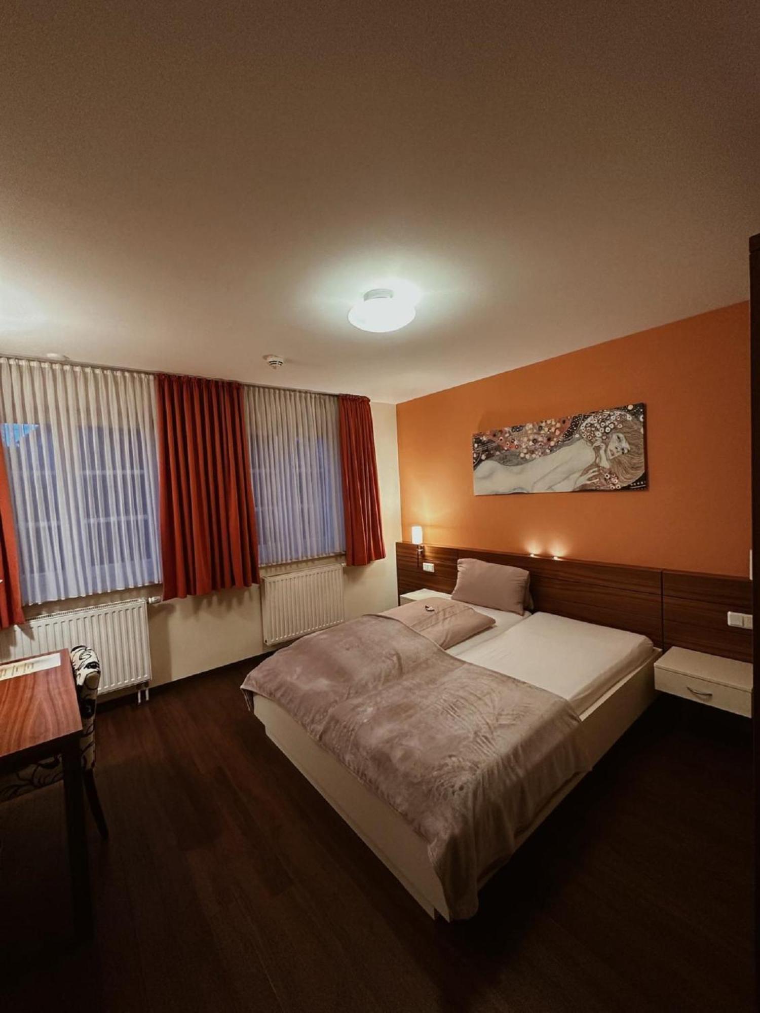 Hotel Gasthaus Lindenhof Much Zewnętrze zdjęcie