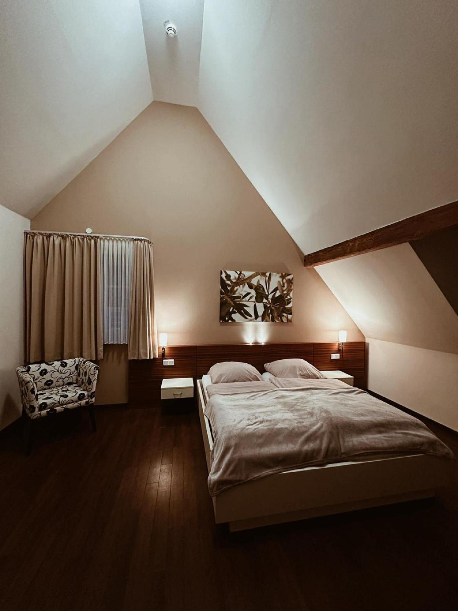 Hotel Gasthaus Lindenhof Much Zewnętrze zdjęcie