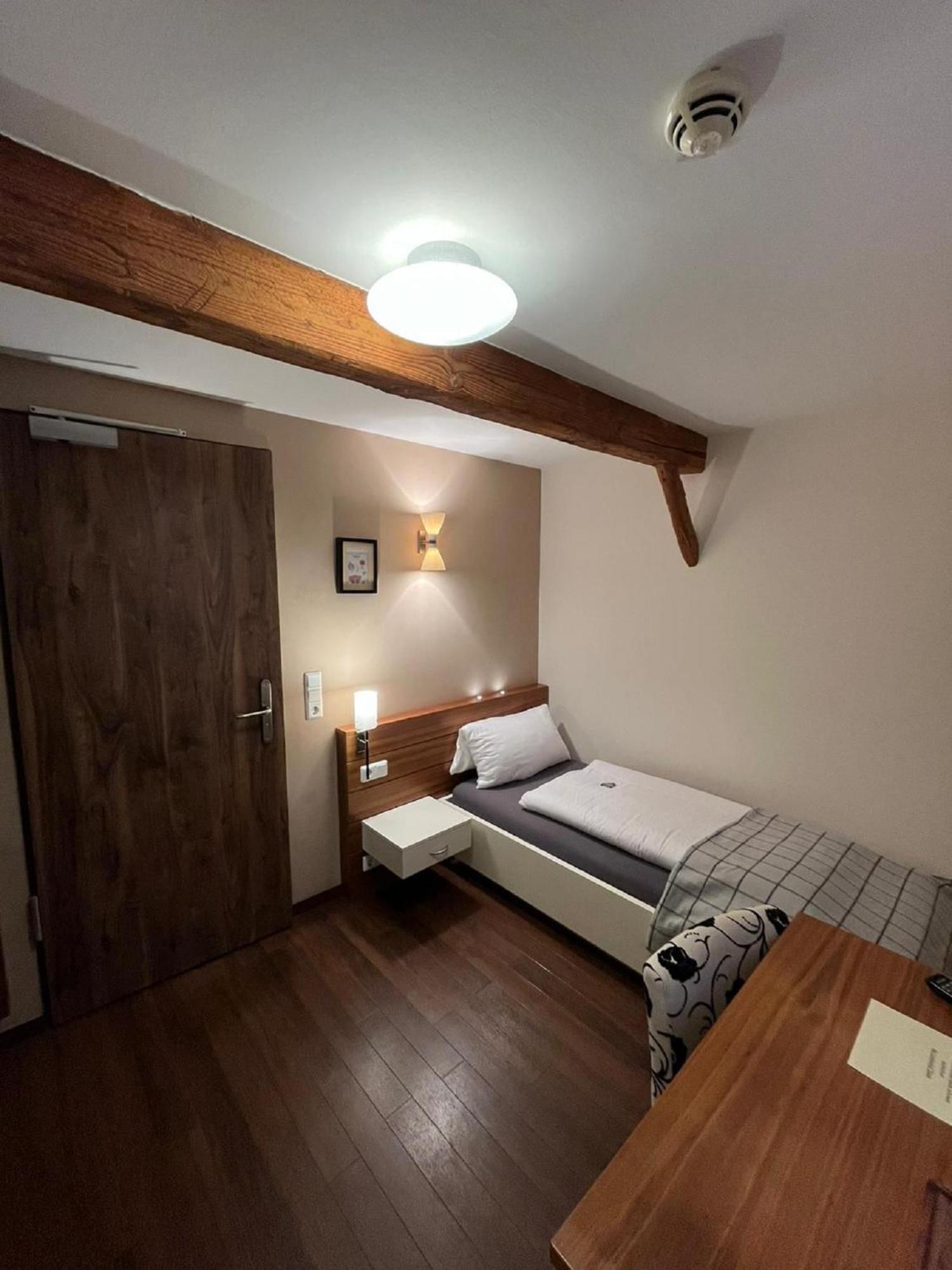 Hotel Gasthaus Lindenhof Much Zewnętrze zdjęcie